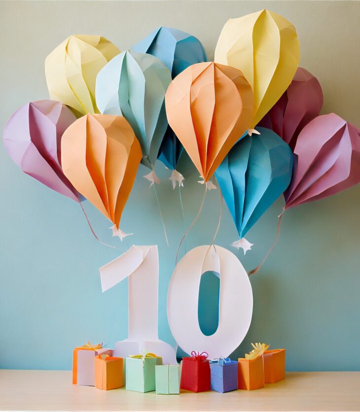 Paper balloons and the number 10
